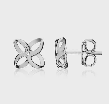 9ct White Gold Simple Flower Studs