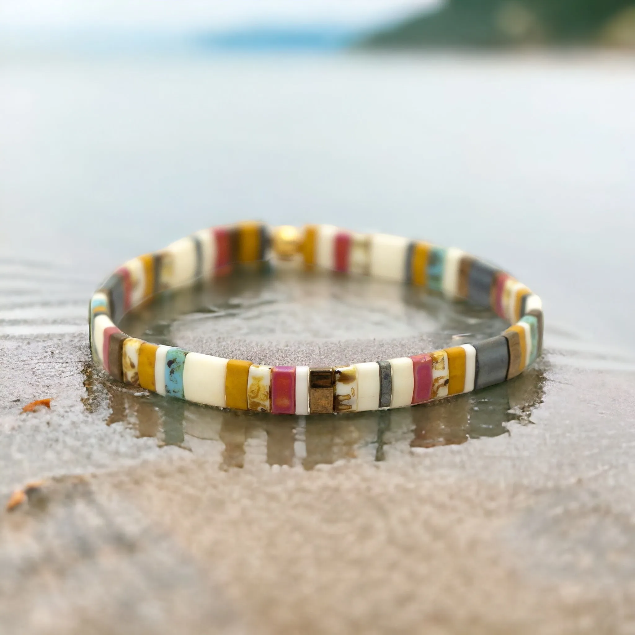 CAROLINA BEACHES - Tila Bead Bracelet | Single