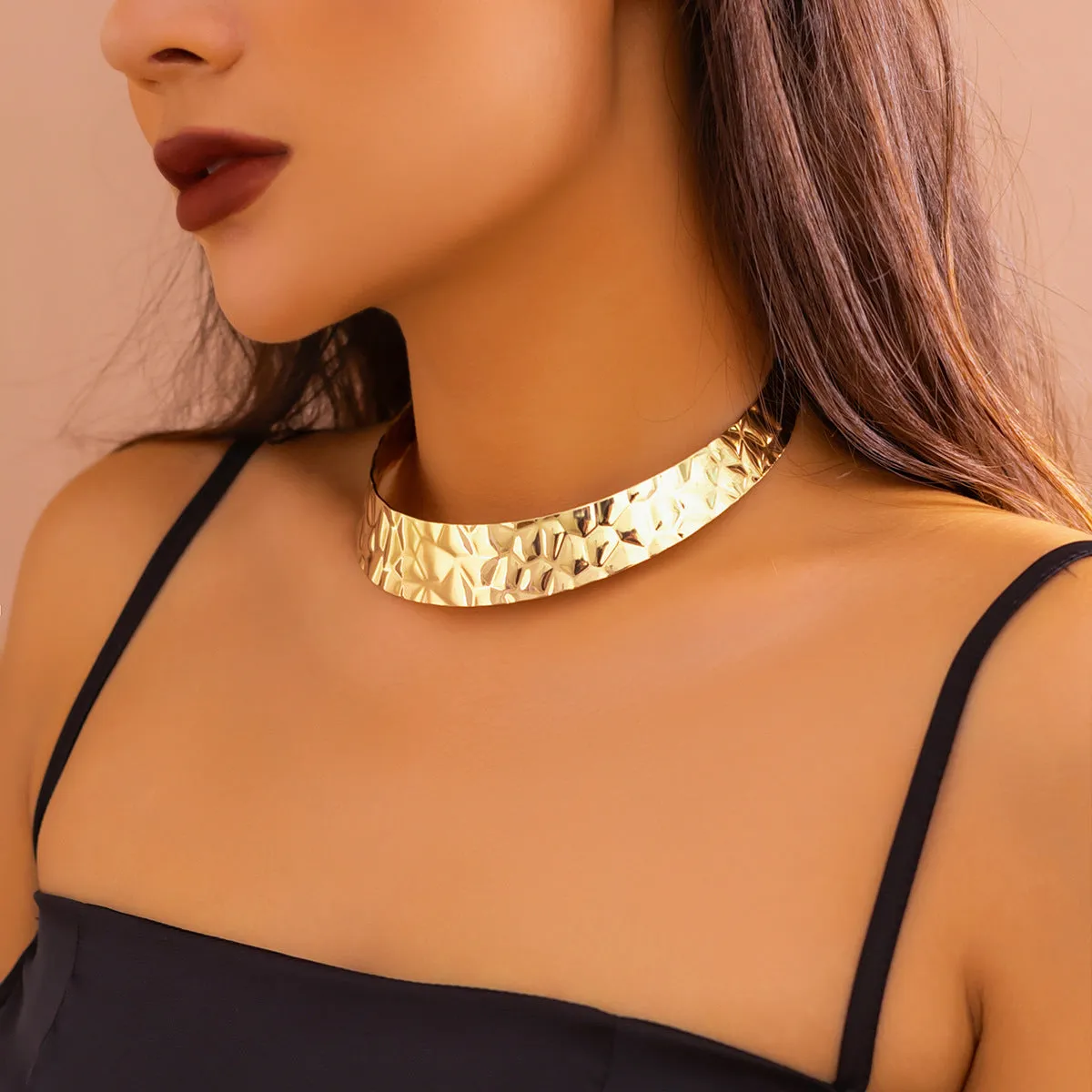 European and American Ethnic Style Choker Necklace with Unique Design