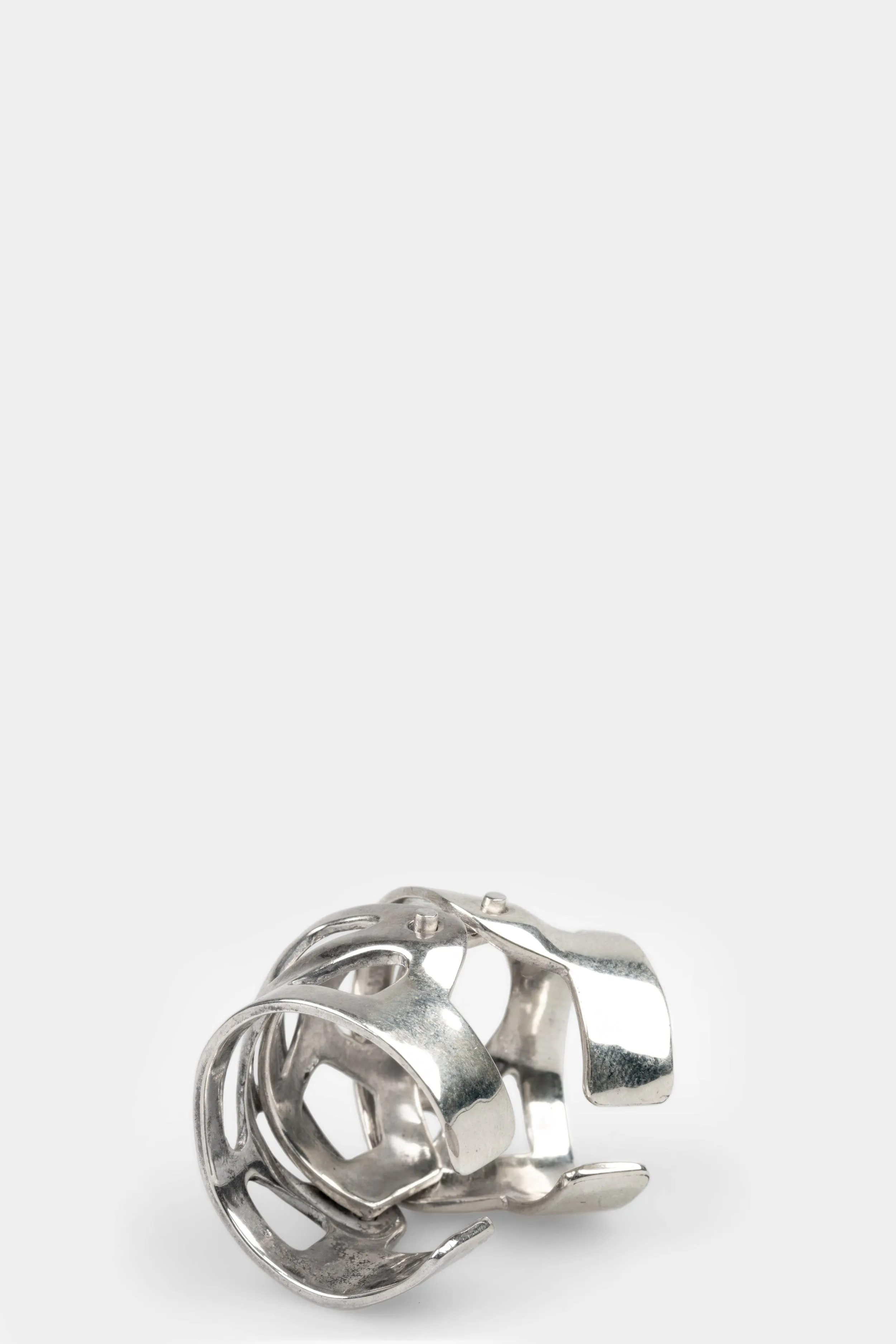 Julius_7 x Fangophilia | Jointed silver ring