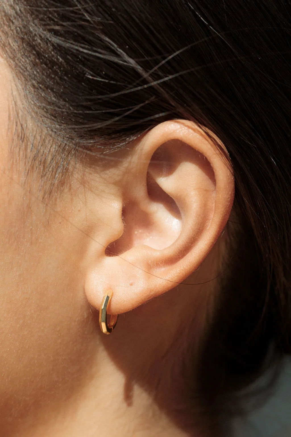 Mini Faceted Huggie Hoop Earrings - Akamai