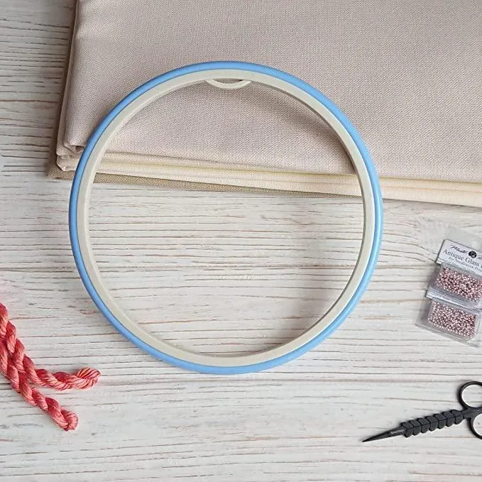 Nurge Screwless Plastic Flexible Embroidery Hoop size 200/9.5mm (8") Rubbery Outer Ring (170-8)