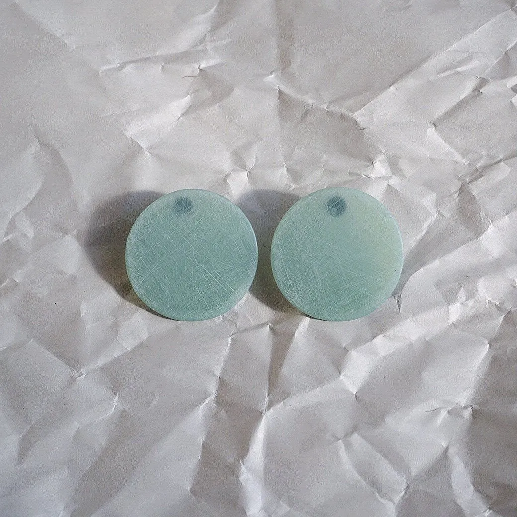 Simple Round Studs