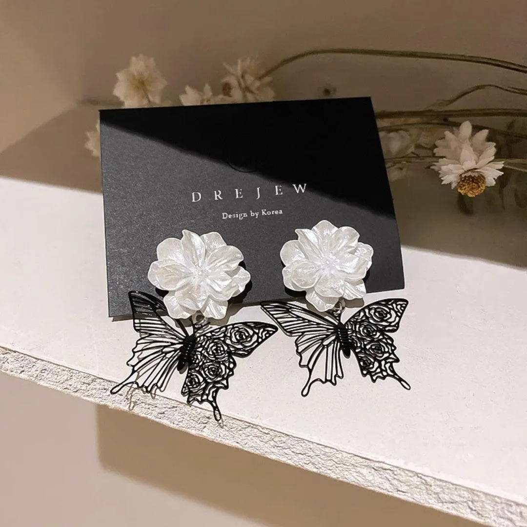 SOHI Butterfly Drop Earrings