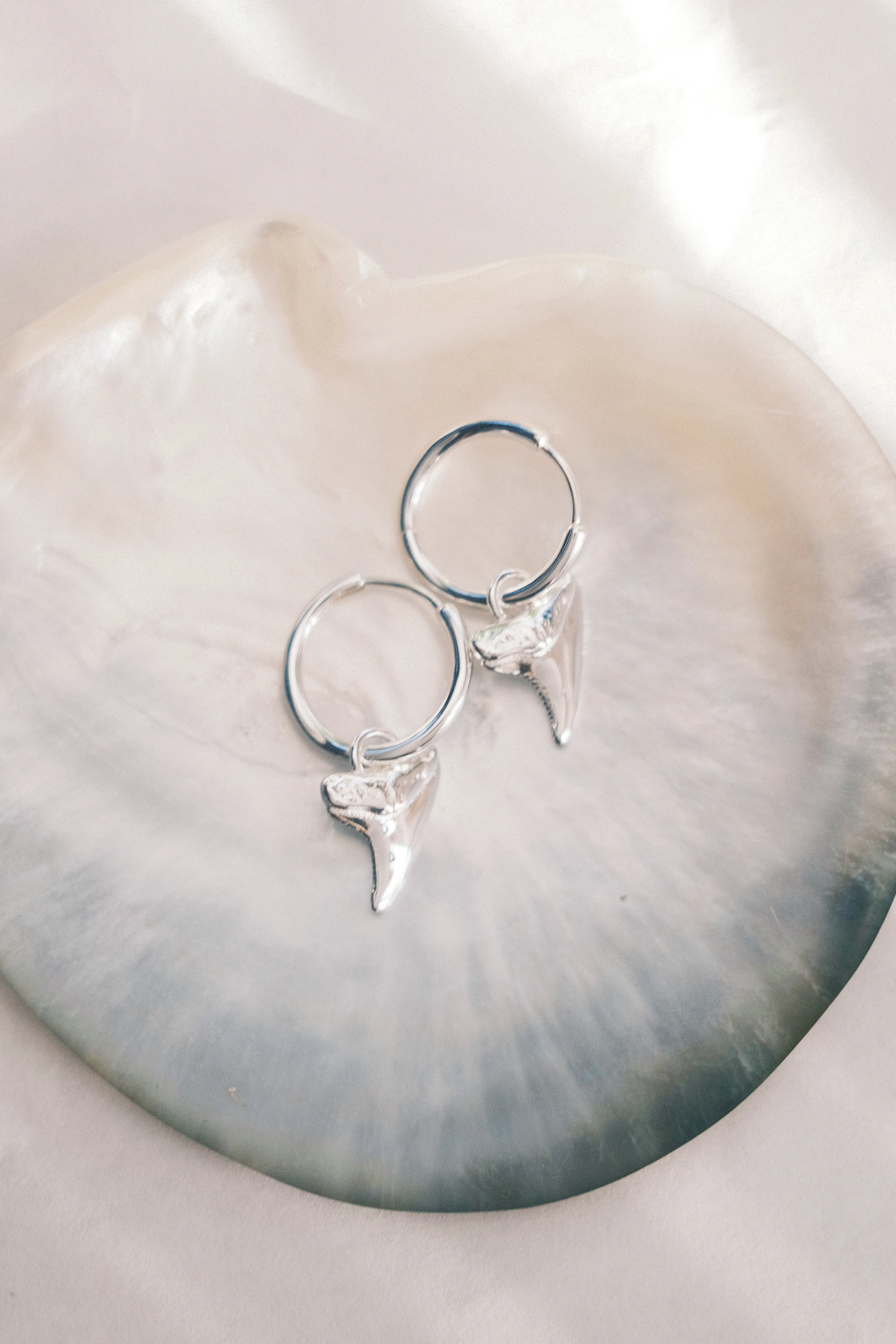 Statement Shark Tooth Hoop Earrings - Mano