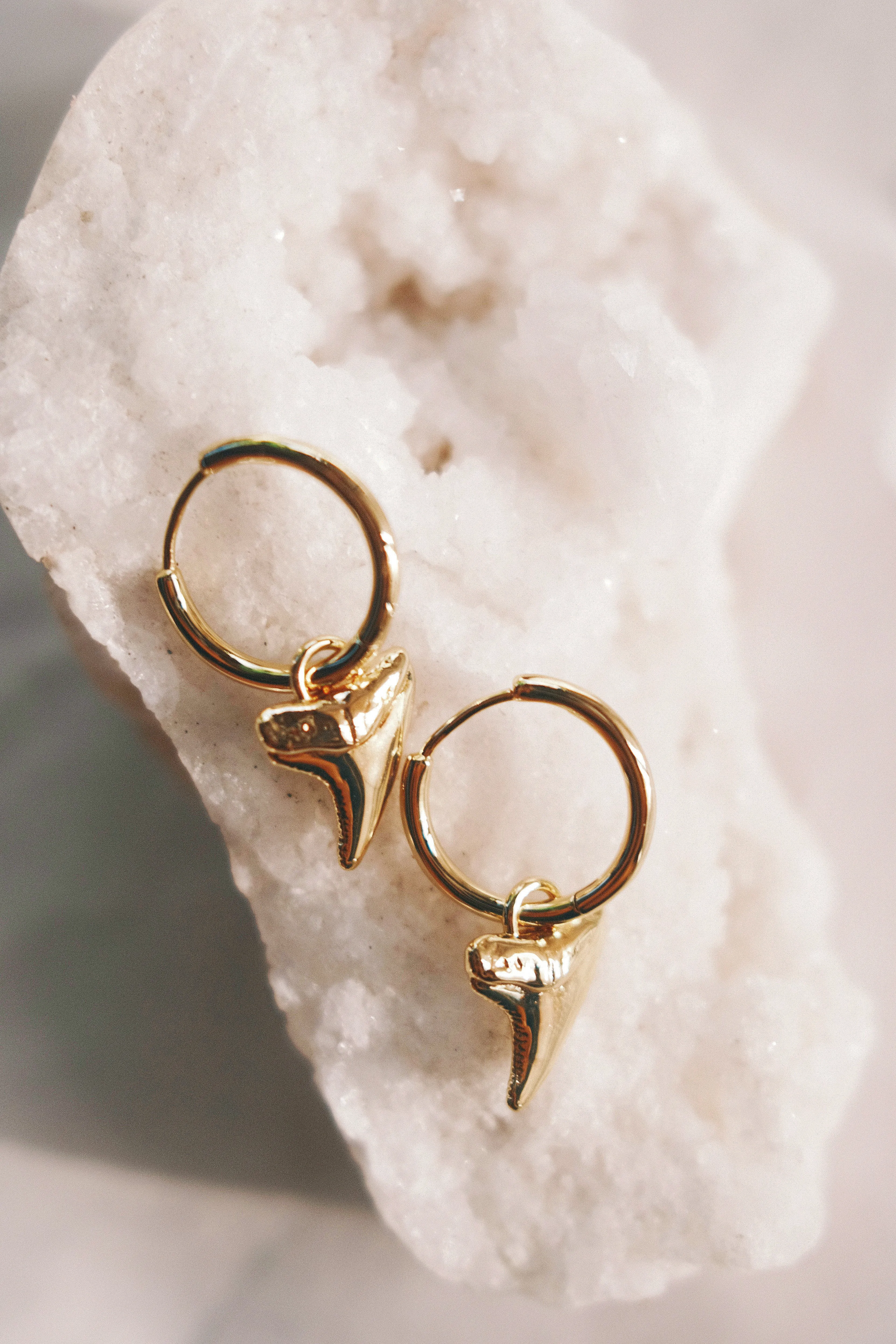 Statement Shark Tooth Hoop Earrings - Mano