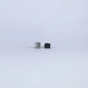 Stud Earrings (Square)